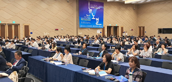 20일과 21일 부산에서 열린 제6회 아시아만성기의료학회에 국내외 요양재활 의료진과 종사자 등 600여명이 참석했다.